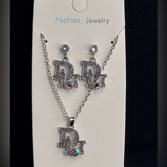 Fashion Jewelry Silver Tone Iridescent Crystal Necklace & Earring Set - Picture 1 of 6